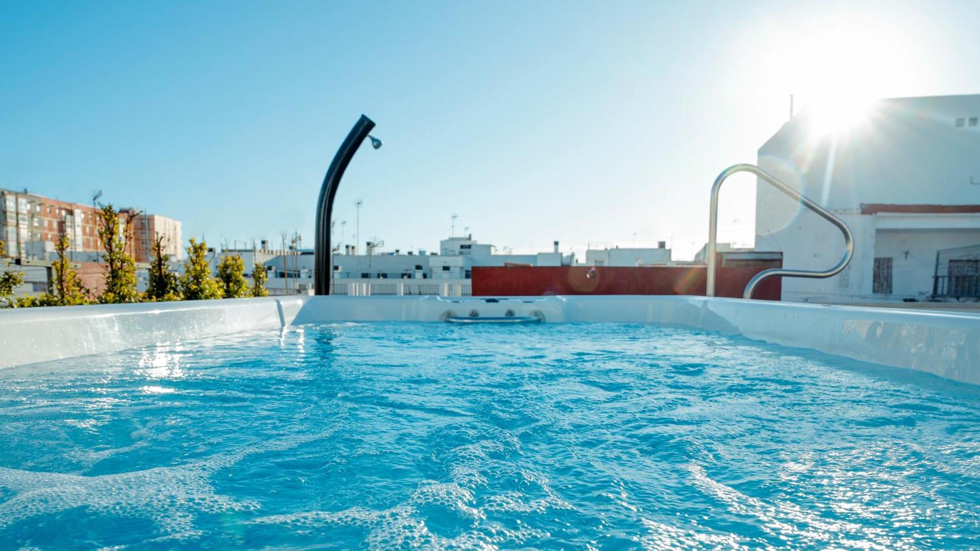 Aparthotel Luz De Gades - Suites Spa Gym - Adults Only Cádiz Exteriér fotografie